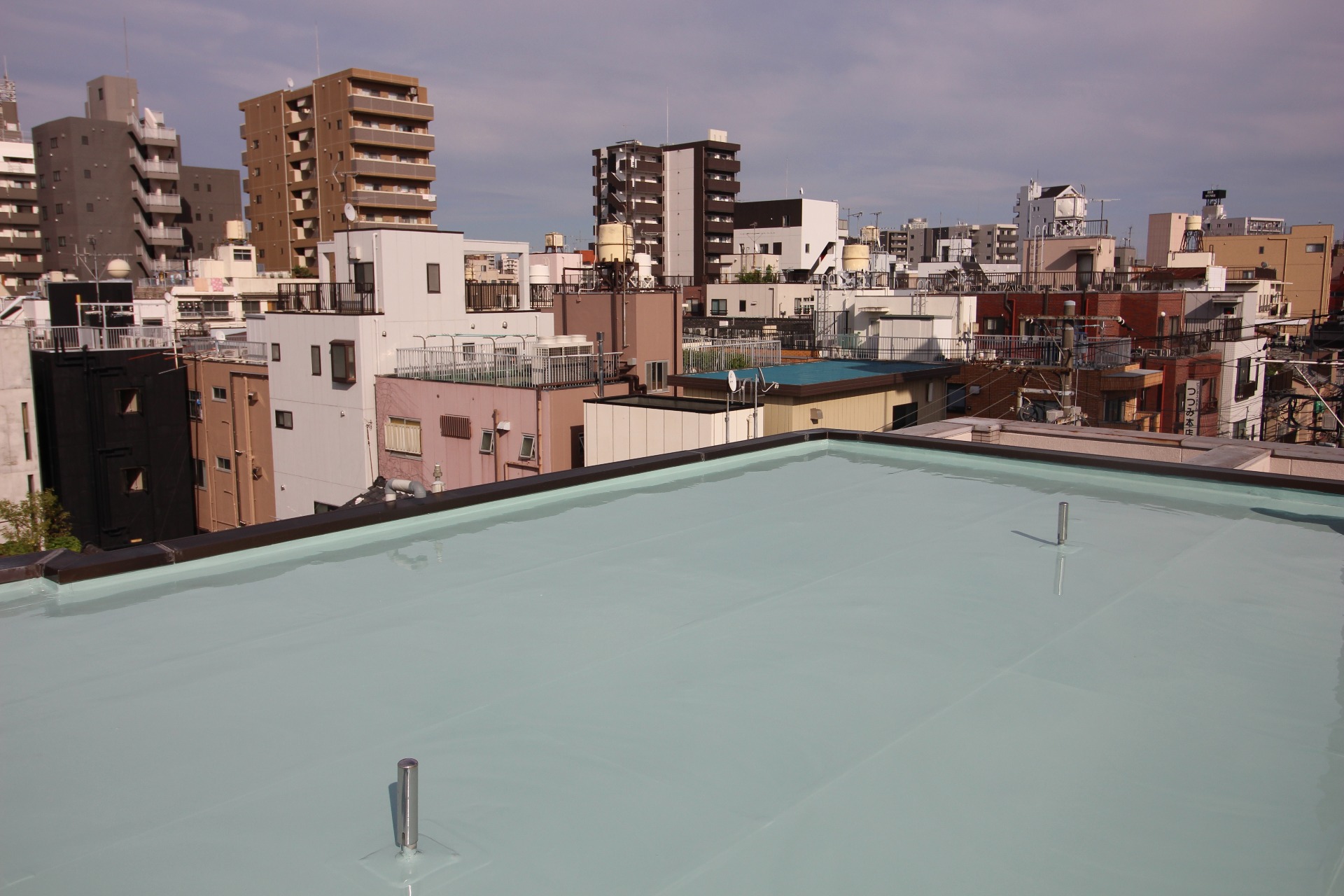 作業着の男性社員
